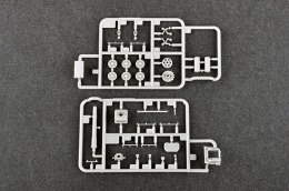 Model plastikowy SU-152 Samobieżna ciężka haubica